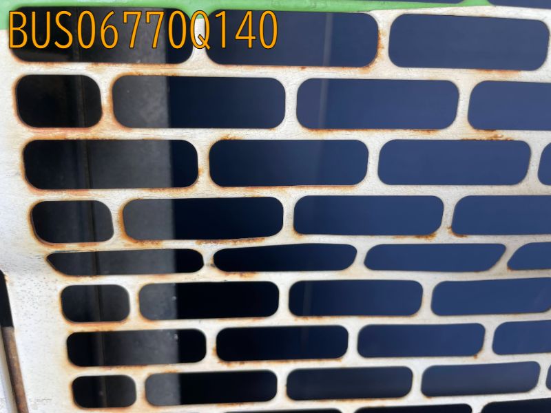 BUS06770Q140