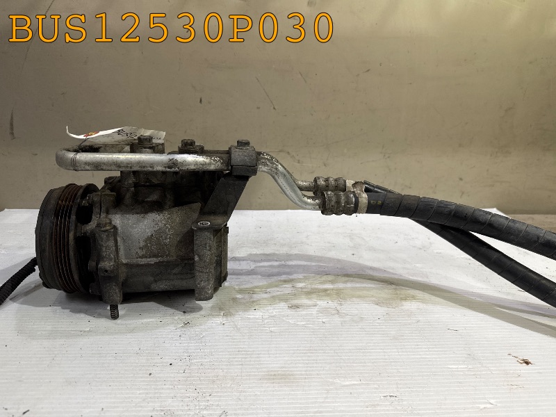 コンプレッサー（エアコン）