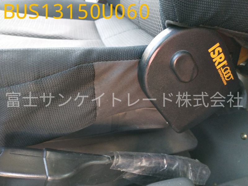 日野 PKG-RU1ESAA 運転席シート [BUS13150U060]｜中古バス部品販売 