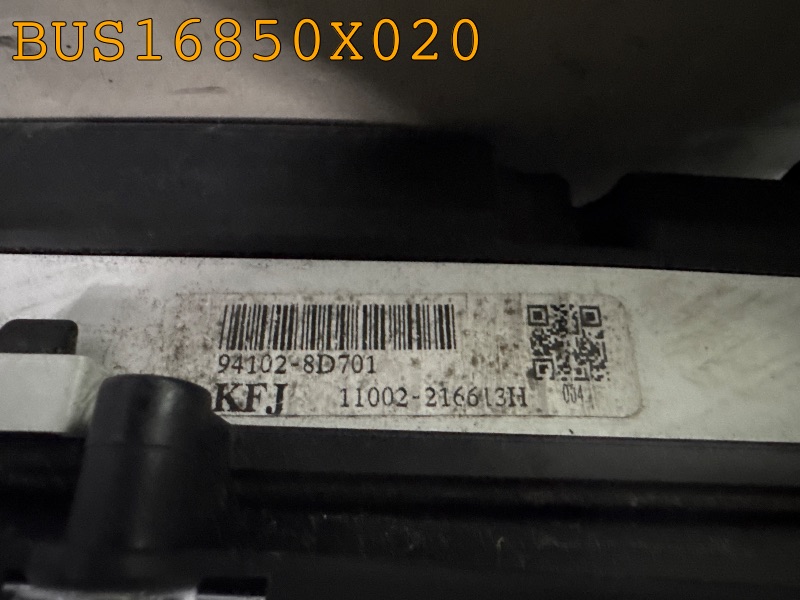 BUS16850X020