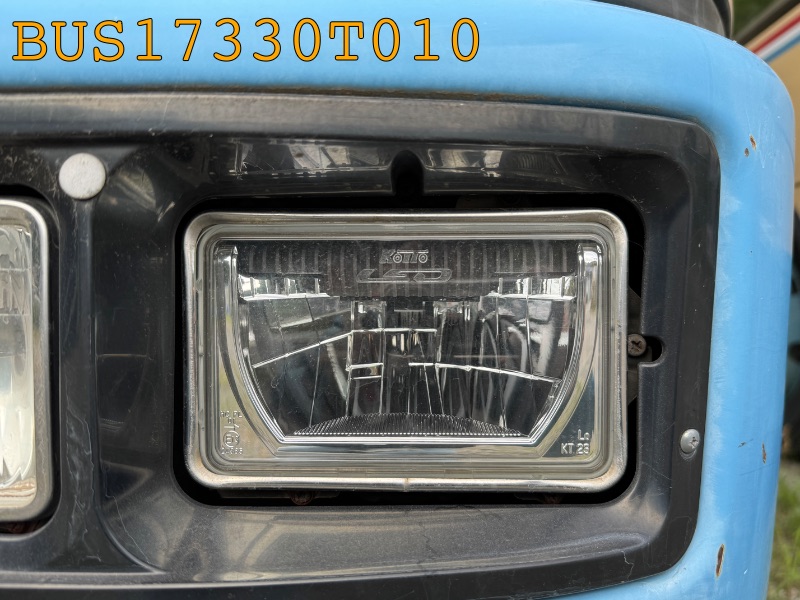 BUS17330T010