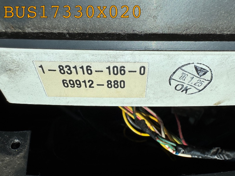 BUS17330X020
