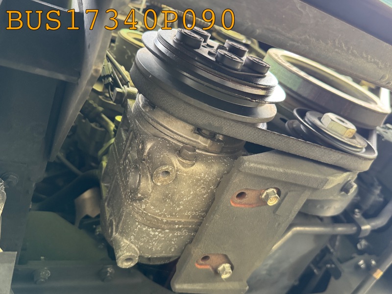 BUS17340P090