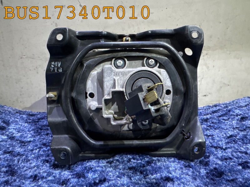 BUS17340T010