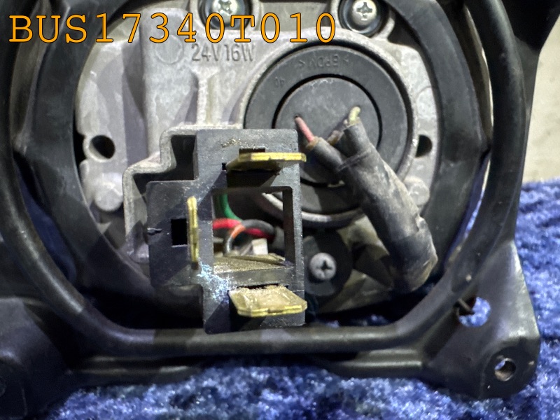 BUS17340T010