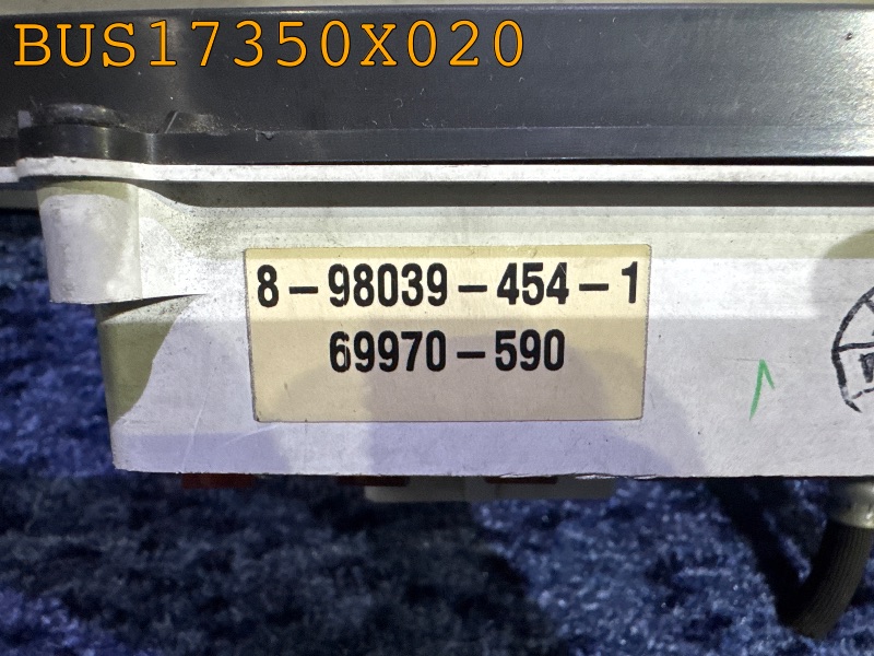 BUS17350X020