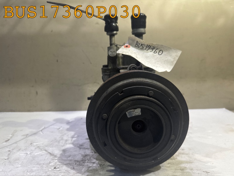 コンプレッサー（エアコン）