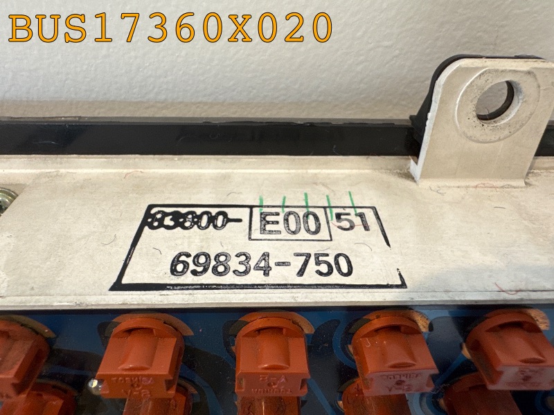 BUS17360X020