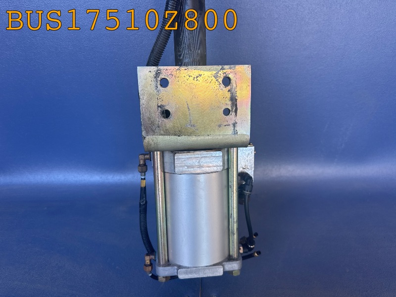 BUS17510Z800