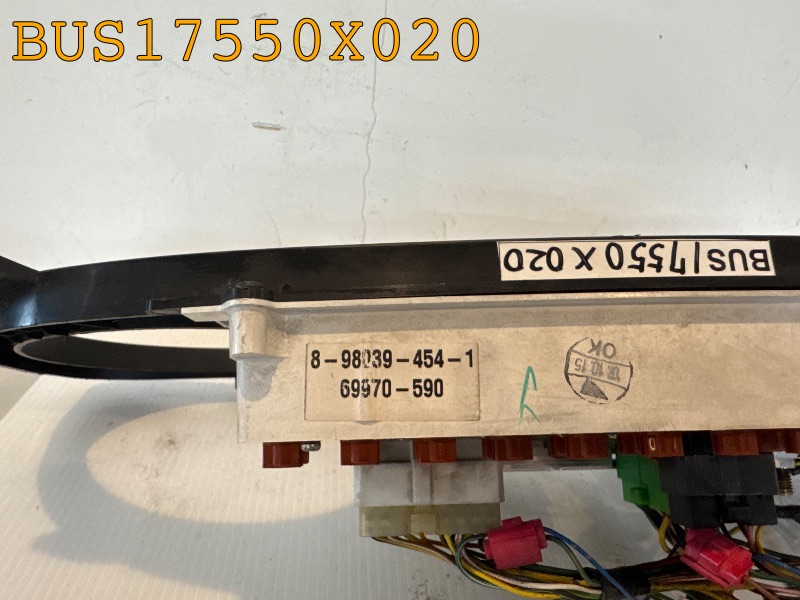 BUS17550X020