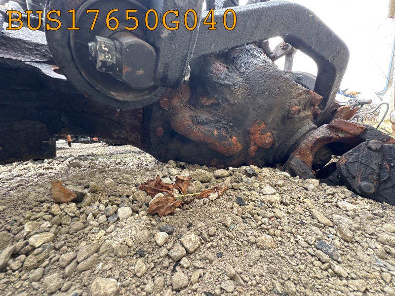 BUS17650G040