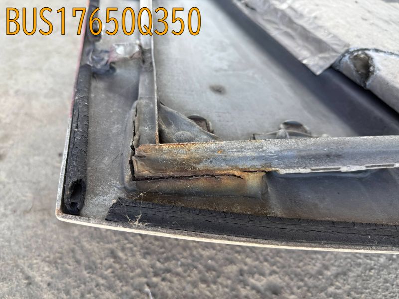 BUS17650Q350