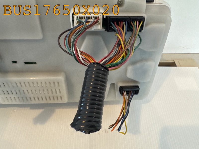 BUS17650X020