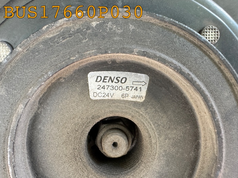 BUS17660P030