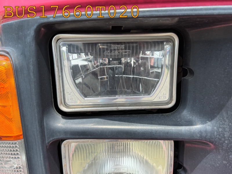 BUS17660T020