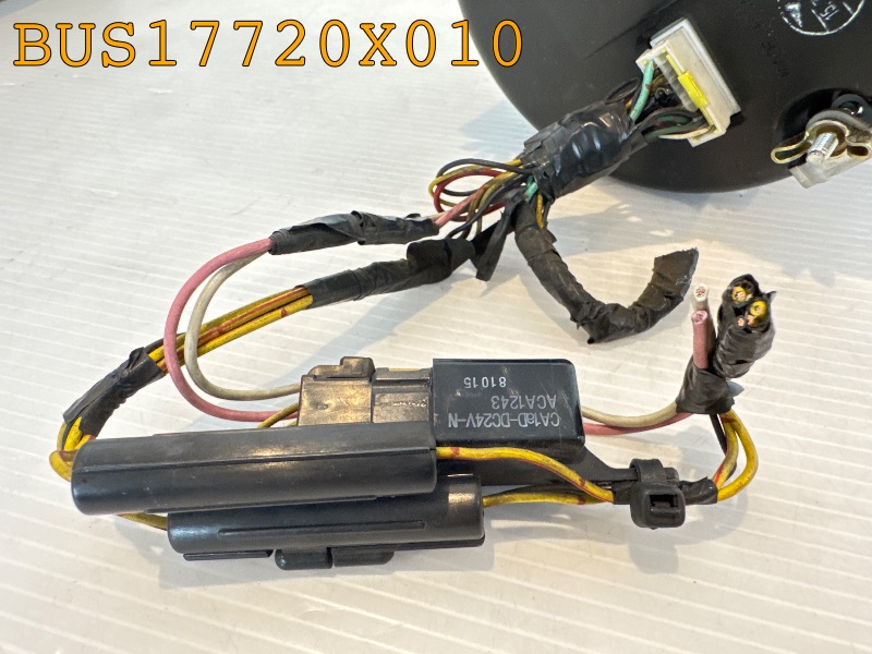 BUS17720X010