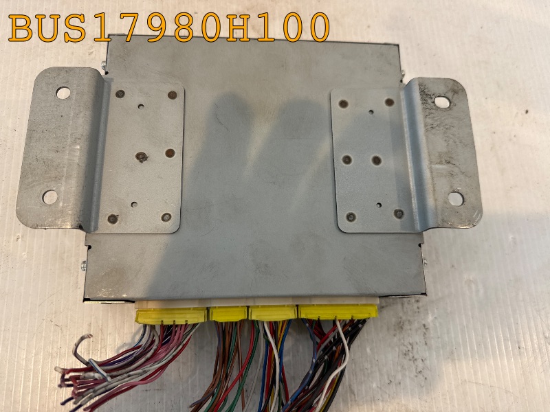BUS17980H100