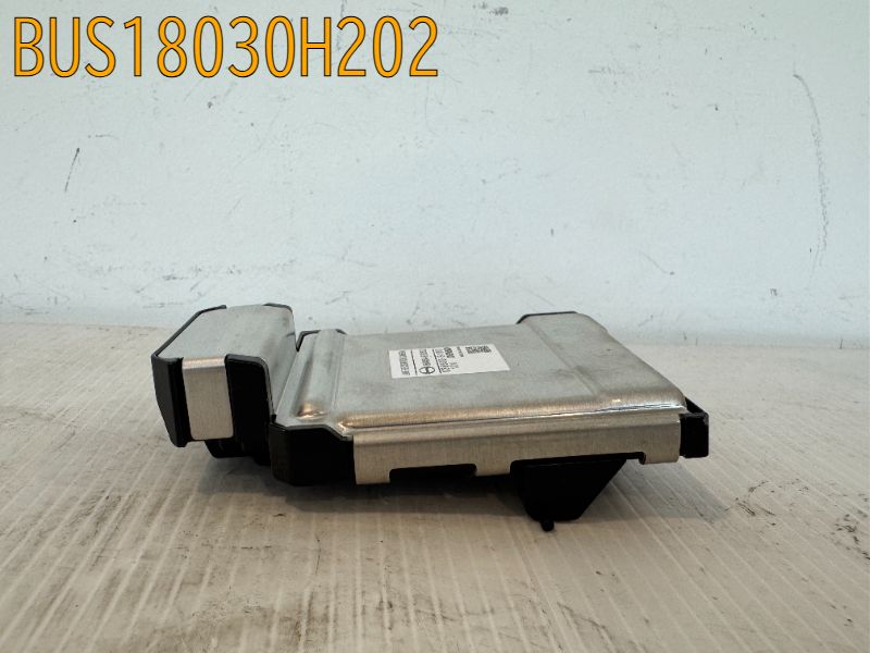 BUS18030H202
