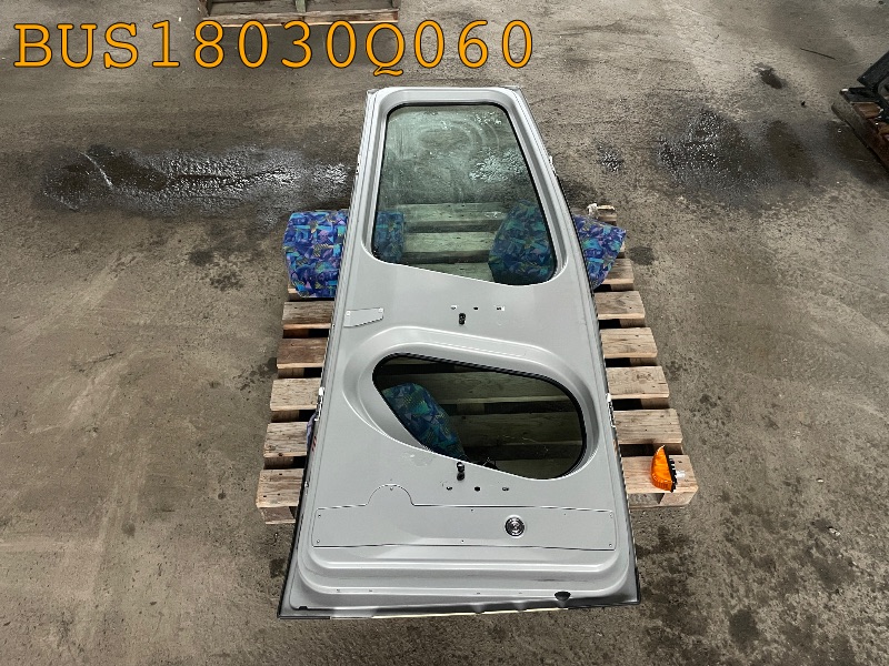 BUS18030Q060