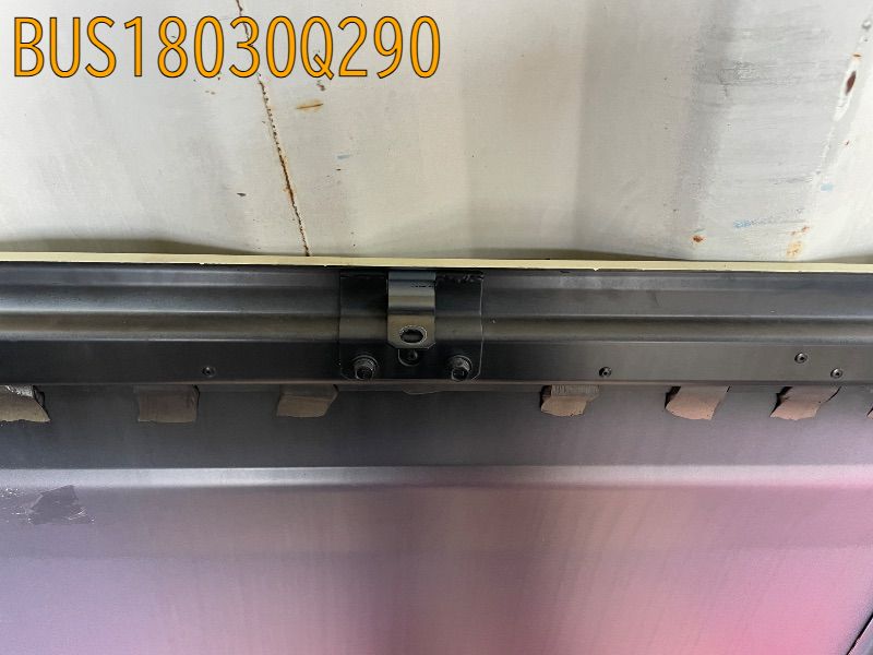 BUS18030Q290