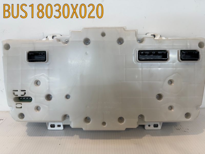 BUS18030X020