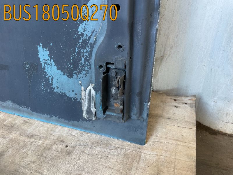 BUS18050Q270