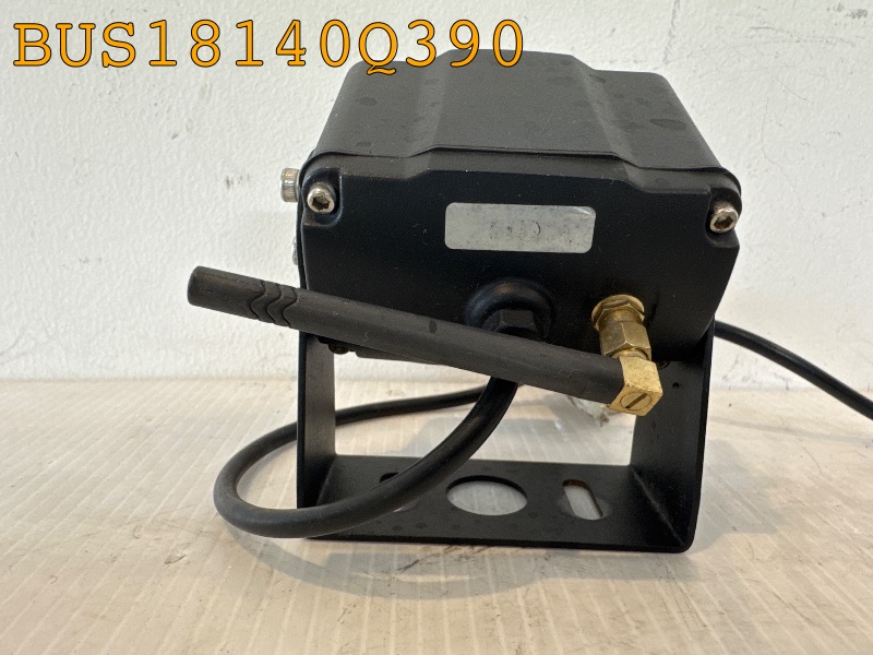 BUS18140Q390