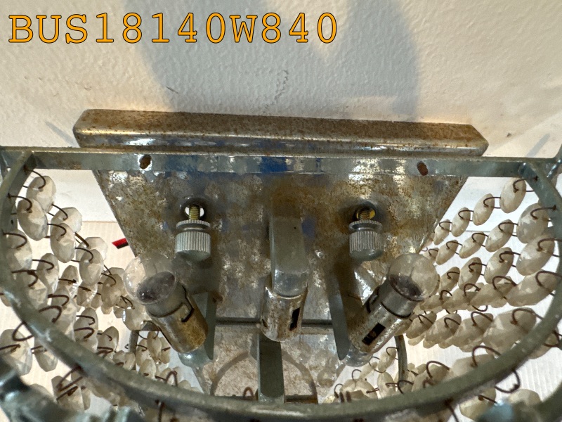 BUS18140W840