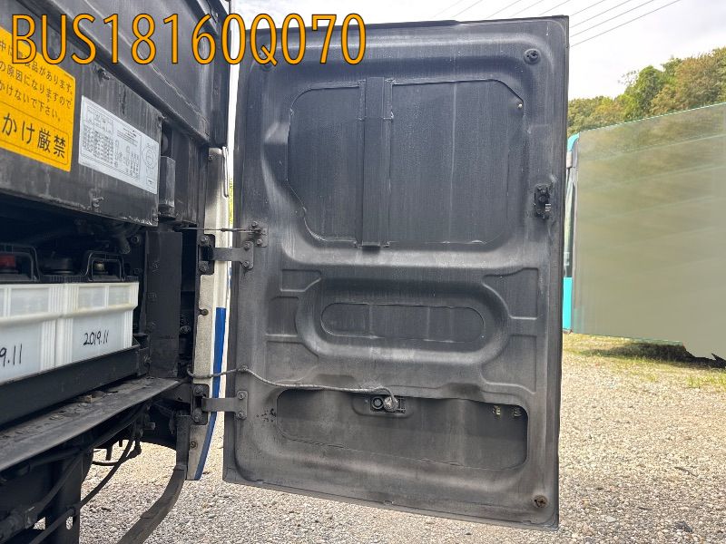 BUS18160Q070