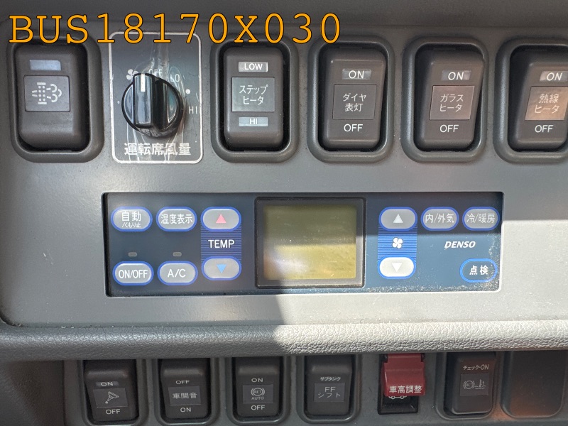 BUS18170X030