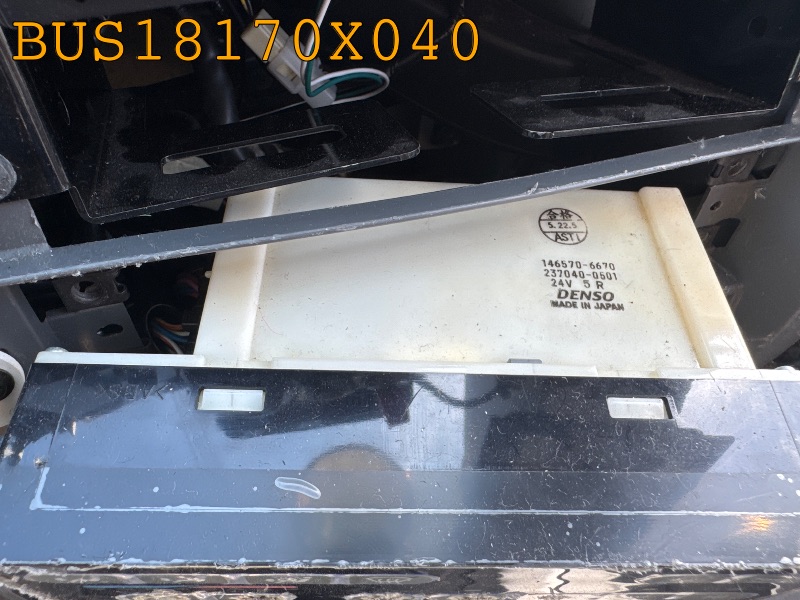 BUS18170X040