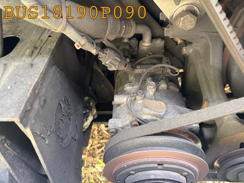 BUS18190P090