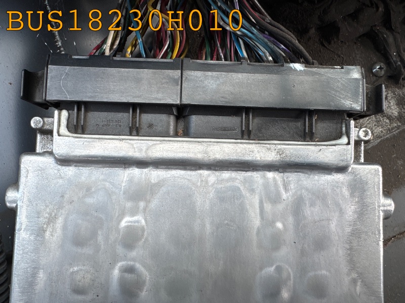 BUS18230H010