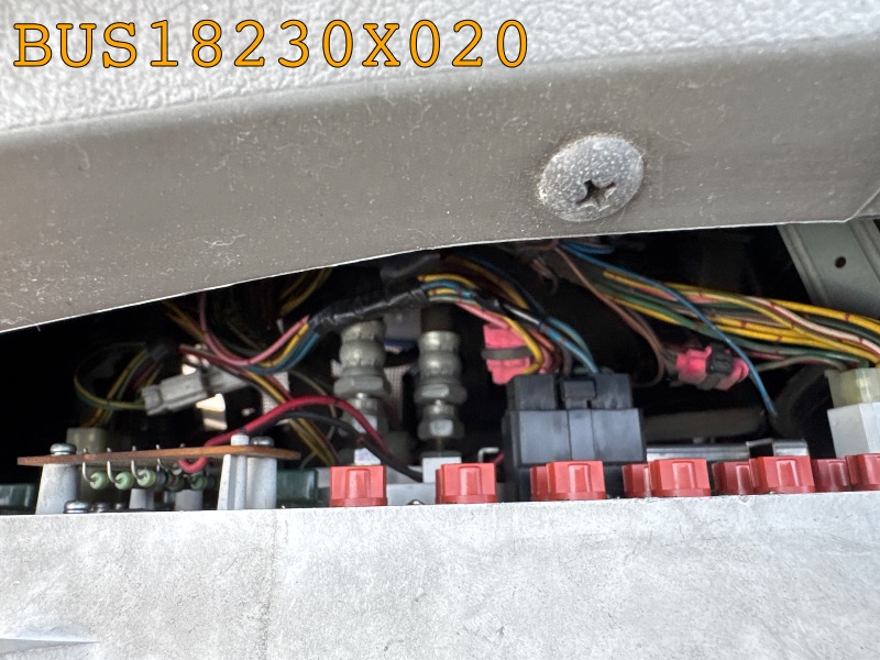 BUS18230X020