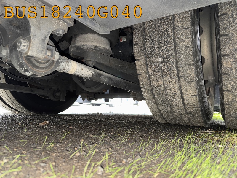 BUS18240G040