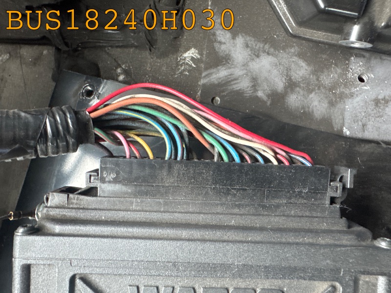 BUS18240H030