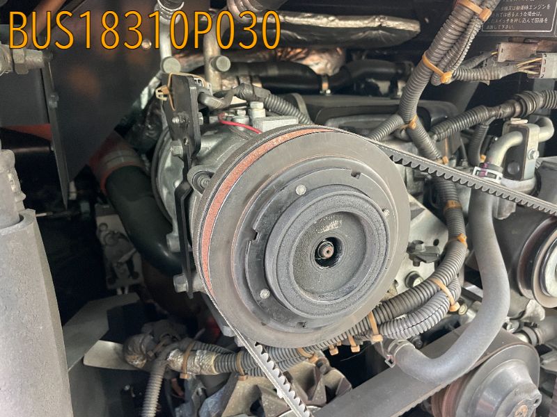 コンプレッサー（エアコン）