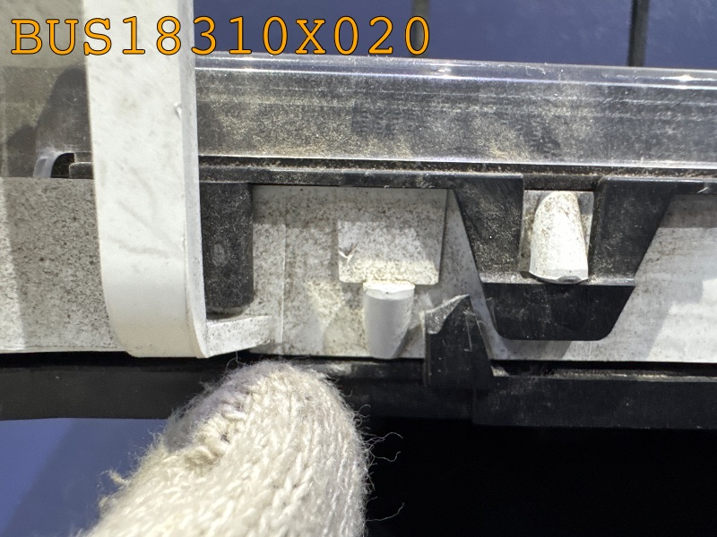 BUS18310X020