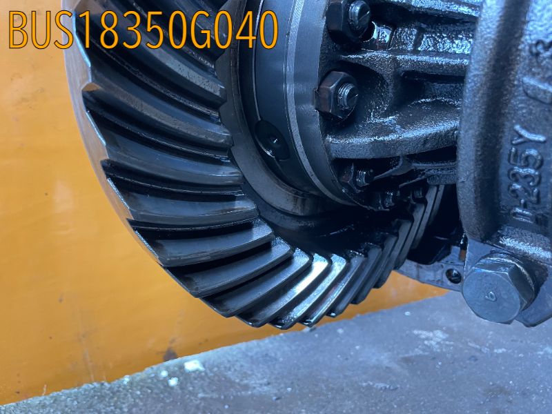 BUS18350G040