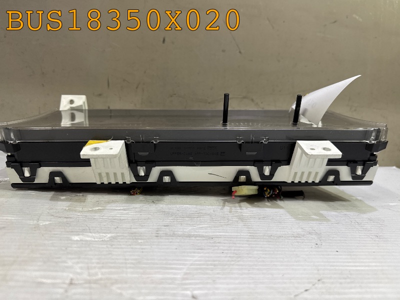 BUS18350X020