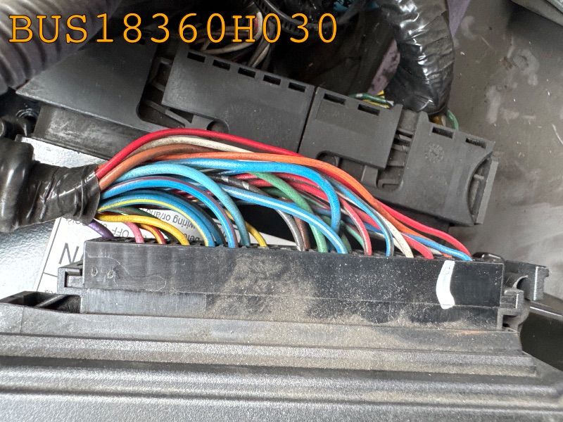 BUS18360H030