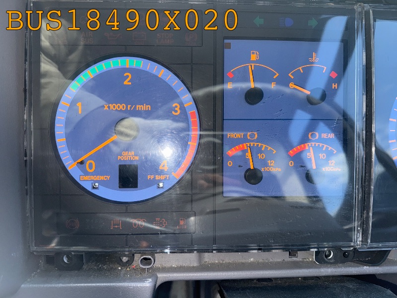 メーターパネル