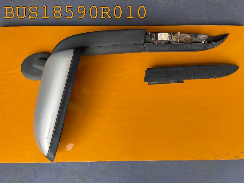 BUS18590R010