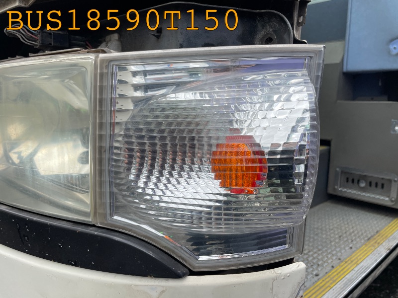 ウインカーランプ左