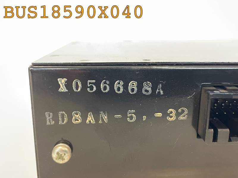 BUS18590X040