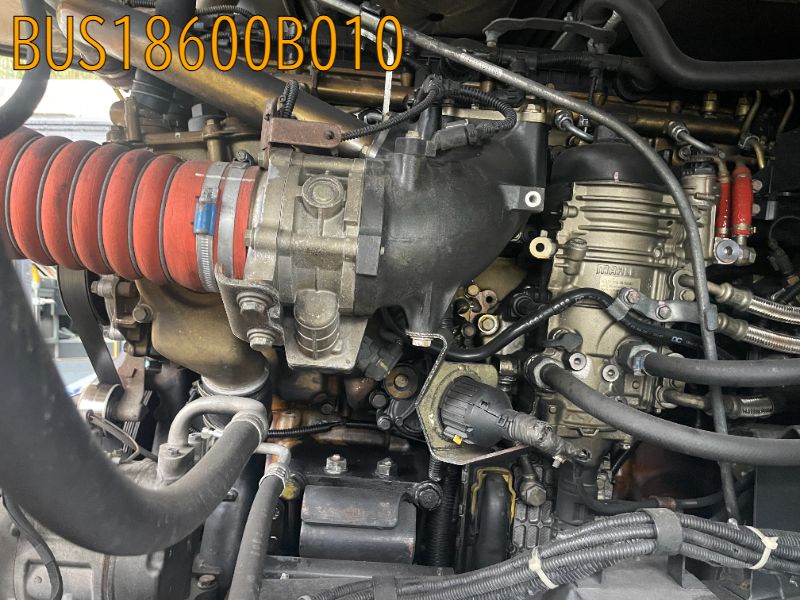 BUS18600B010