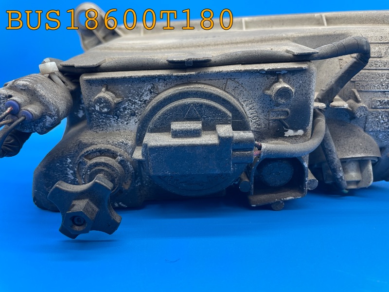 BUS18600T180