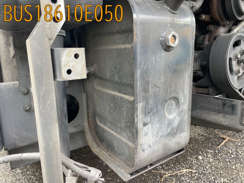 BUS18610E050