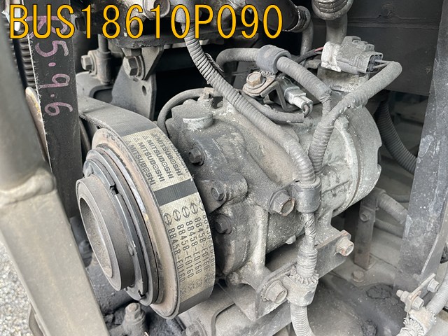 BUS18610P090