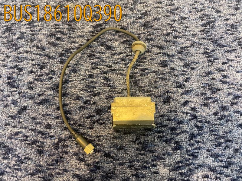 BUS18610Q390